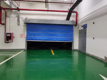 特級(jí)防火卷簾門(mén)